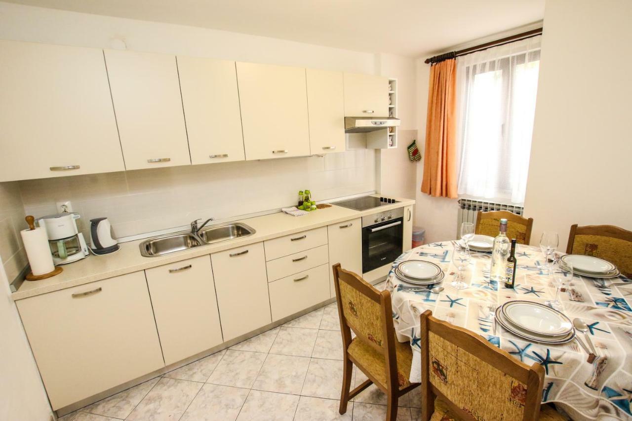 Ferienwohnung Carolina 4 Seasons Poreč Exterior foto