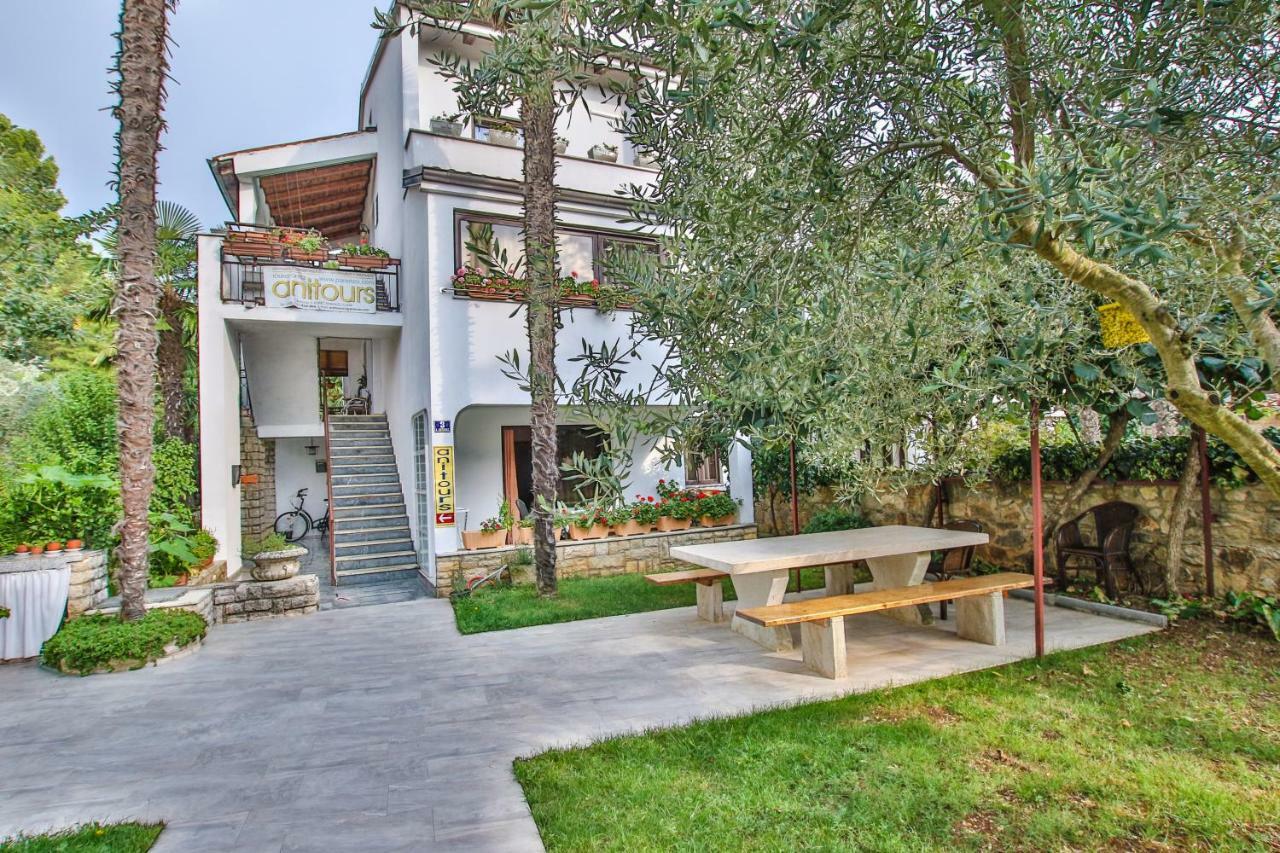 Ferienwohnung Carolina 4 Seasons Poreč Exterior foto