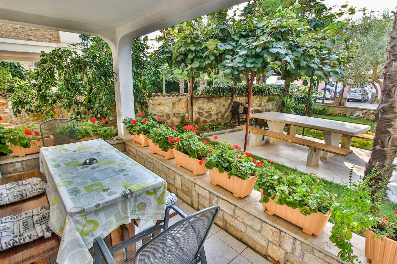 Ferienwohnung Carolina 4 Seasons Poreč Exterior foto